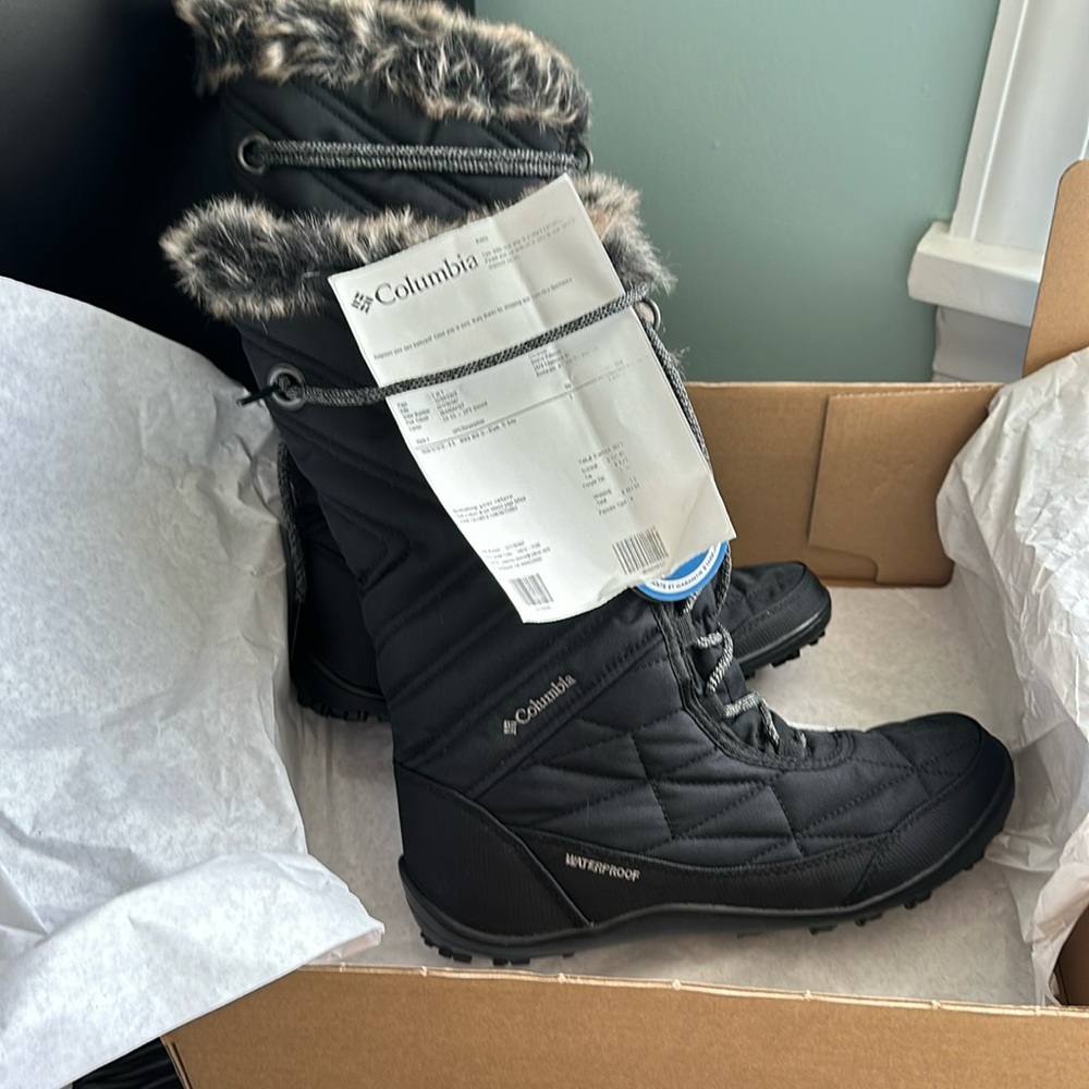 Brand new Columbia boots